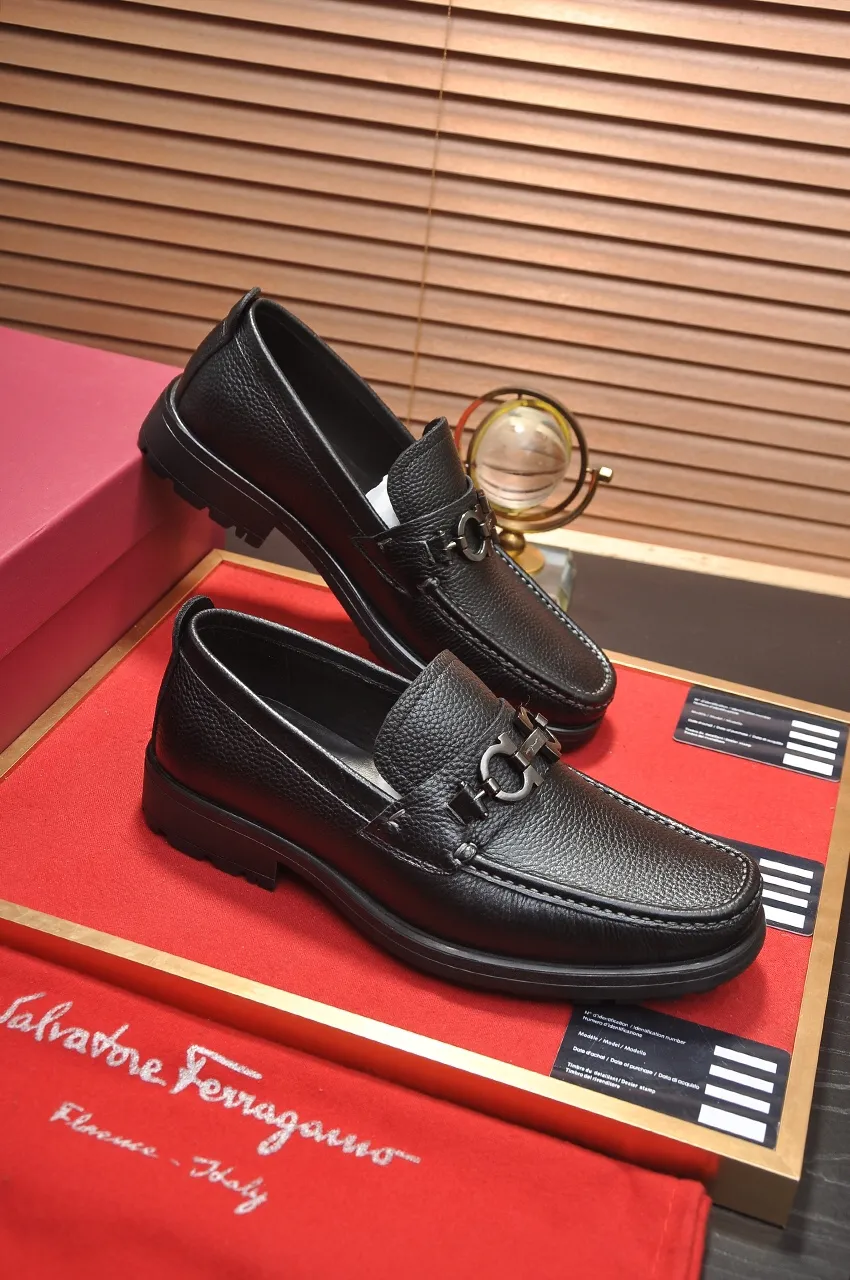 Men's shoes 💰500💶[Ferragamo/Ferragamo] The latest model in the counter. Original imported open-sided high-quality cowhide hand-woven + imported 🐂 cowhide + original luxury metal buckle + original combination outsole. Comparison without pressure 38--44🎉